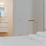 公寓 Casanova Bluelife 的里雅斯特