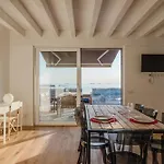 Casanova Bluelife 公寓 的里雅斯特