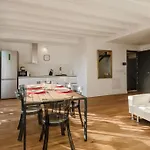 Casanova Bluelife * 的里雅斯特