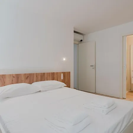 Apartment Casanova Bluelife *