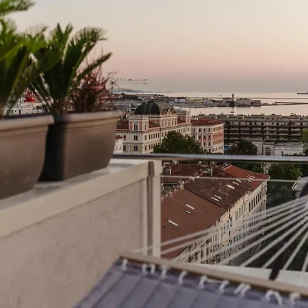 Apartment Casanova Bluelife Trieste