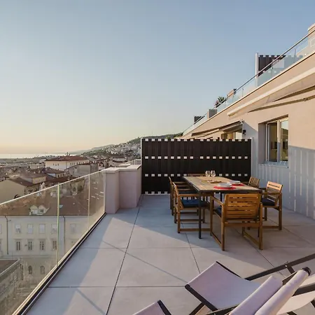 Casanova Bluelife Apartment Trieste