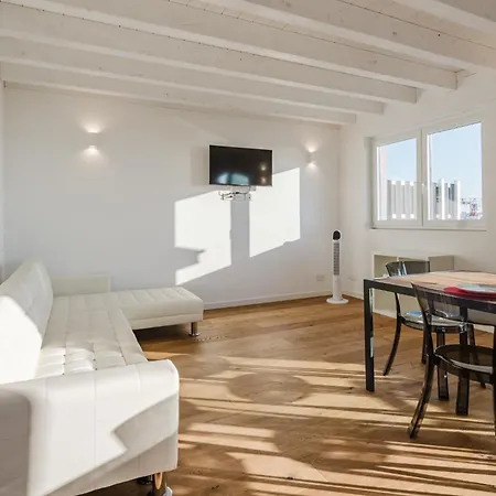 Casanova Bluelife * Trieste