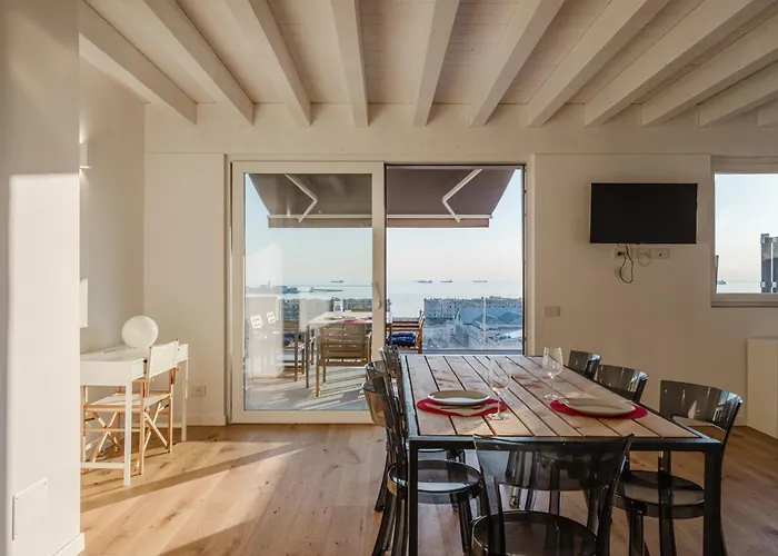 Casanova Bluelife Apartment Trieste