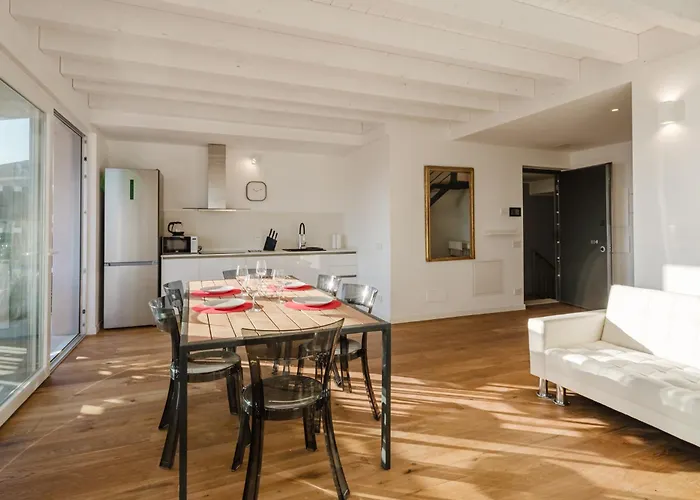 Casanova Bluelife Apartment Trieste